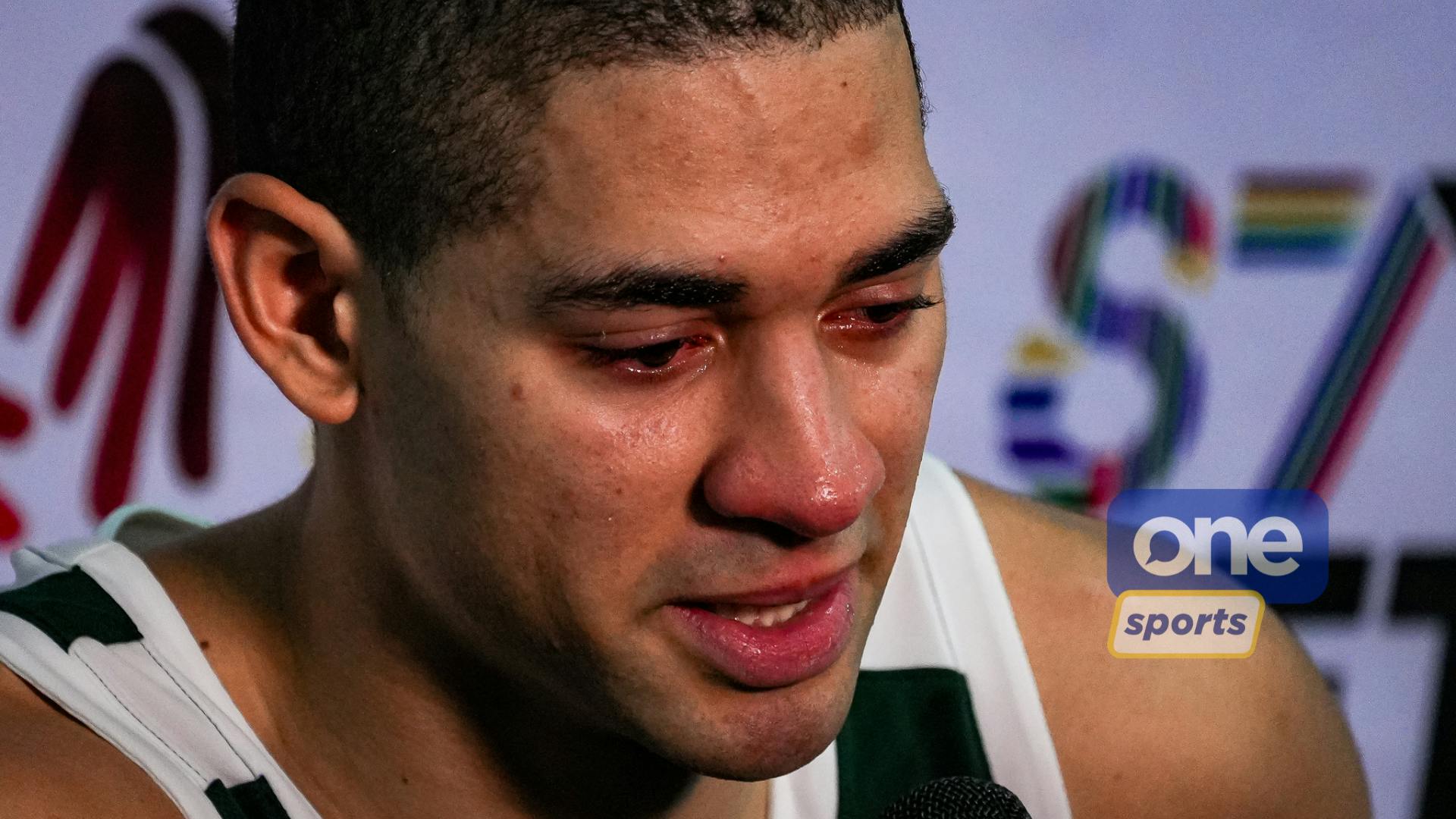 Emotional Mike Phillips dedicates Green Archers win to late La Salle dorm guard